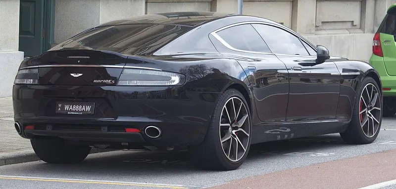 Aston Martin Rapide S