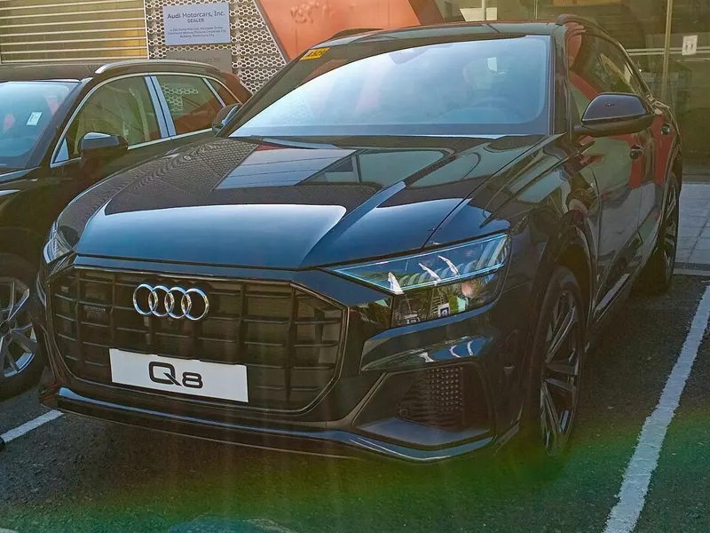 Audi Q8 E-tron
