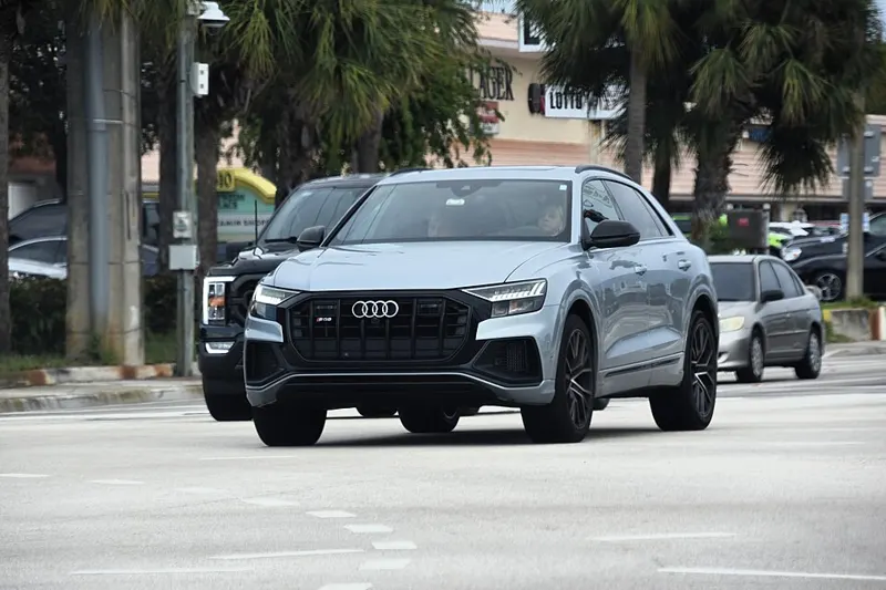 Audi SQ8 Sportback E-tron