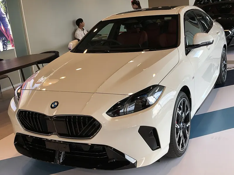 BMW 230I