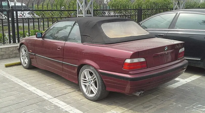 2012 BMW 320I