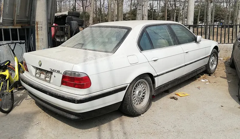 BMW 740E