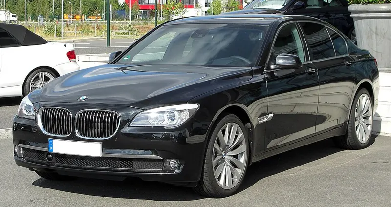 BMW 740I Us