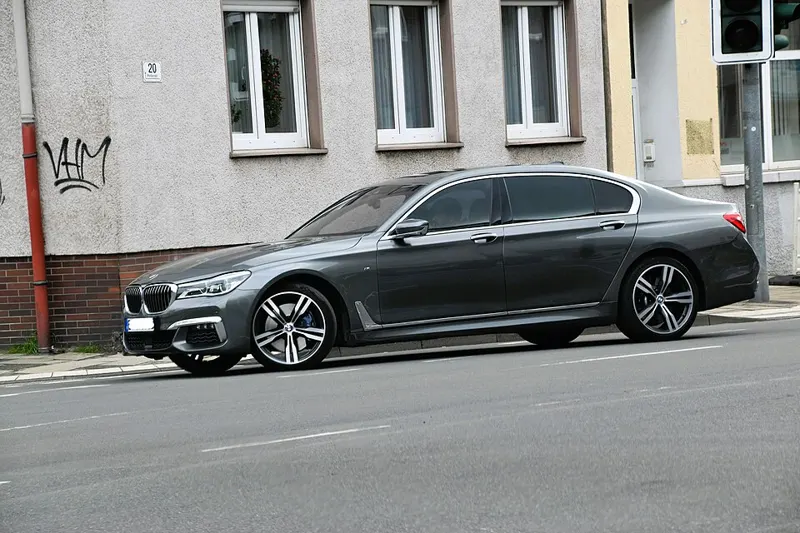 BMW 740LE