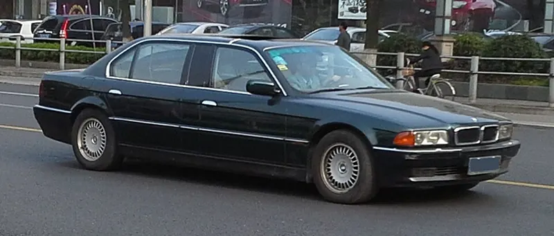 BMW 750I