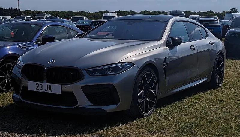 2020 BMW M8