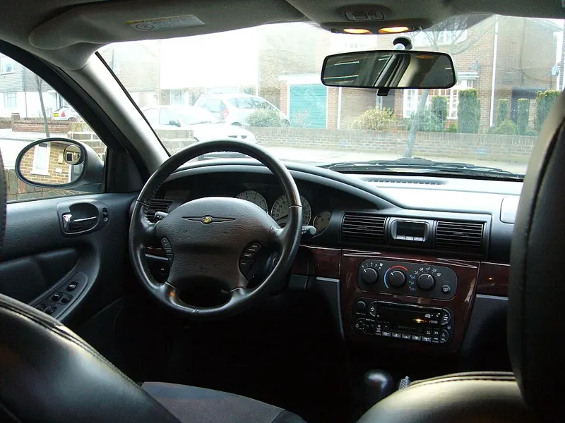 2000 Chrysler Sebring Sedan