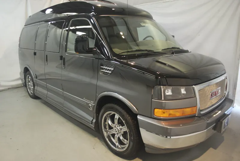 2011 GMC Savana