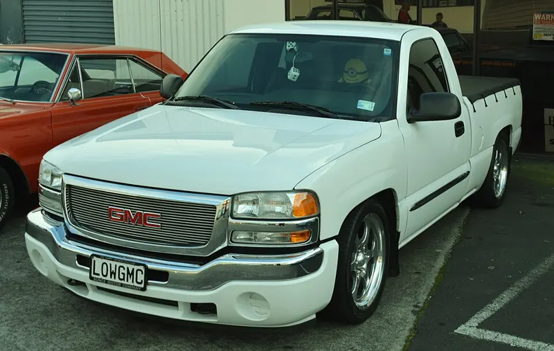 2003 GMC Sierra
