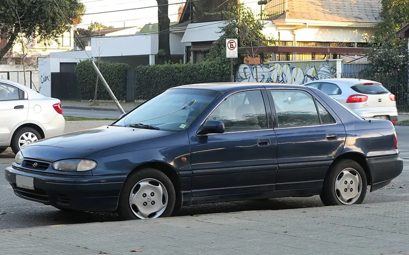 1995 Hyundai Elantra