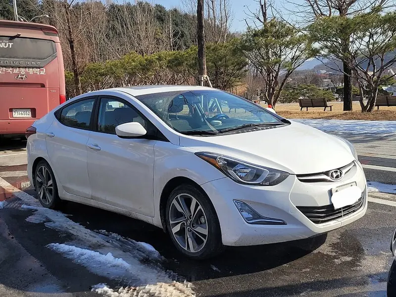 Hyundai Elantra Coupe