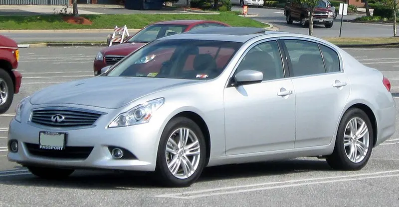 2011 Infiniti G37
