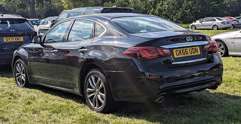 Infiniti Q70 Hybrid