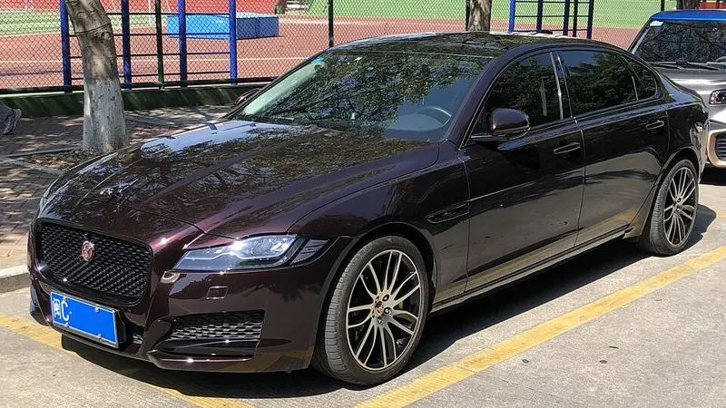 Jaguar Xf