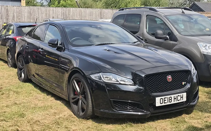Jaguar Xj