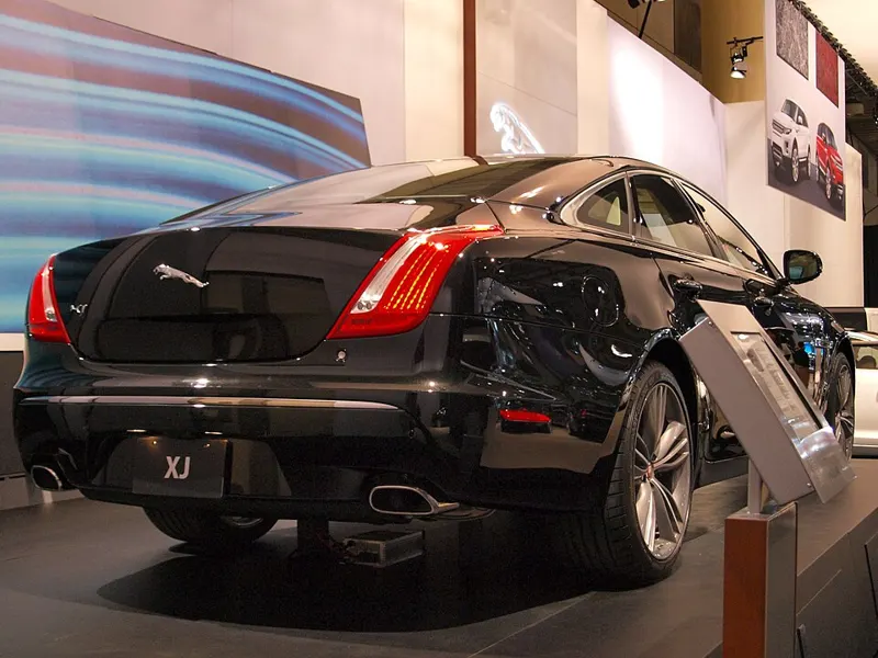 Jaguar Xj Sedan