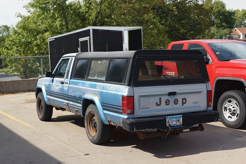 Jeep Comanche