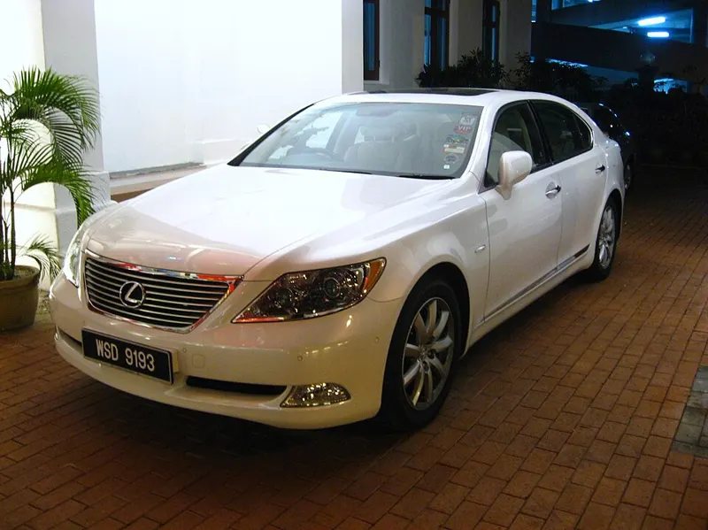 Lexus Ls460l