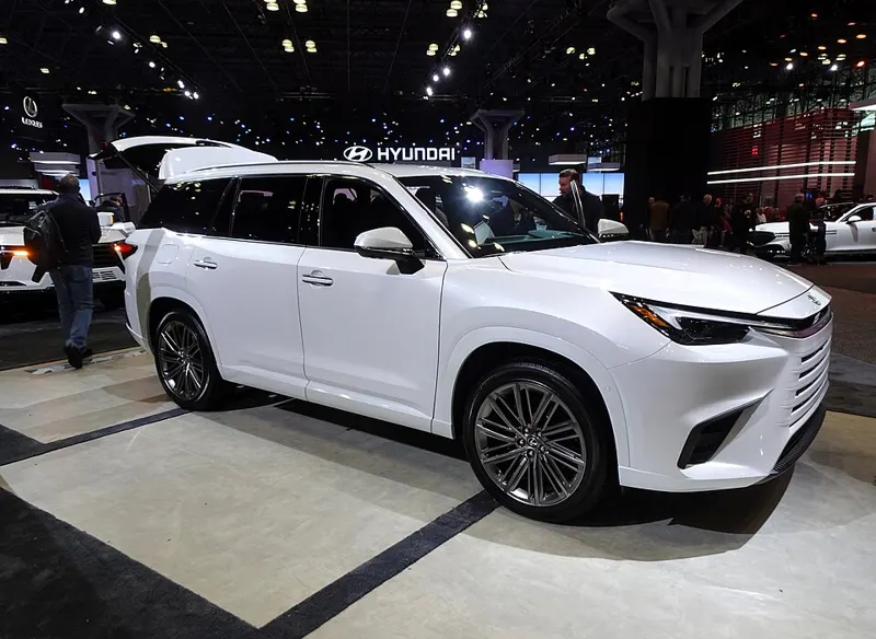 Lexus Tx Hybrid
