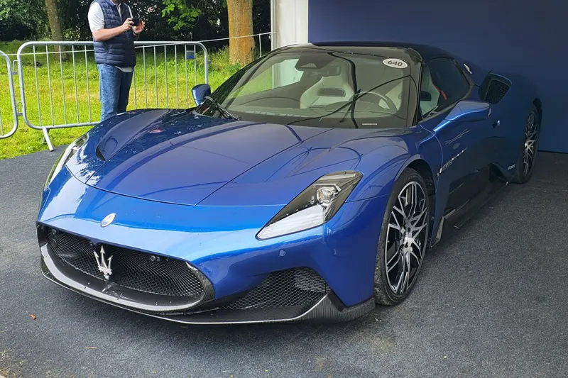 Maserati MC20 Cielo