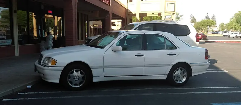 2000 Mercedes-Benz C280