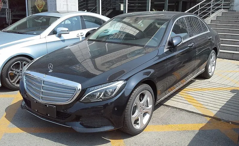 Mercedes-Benz C300