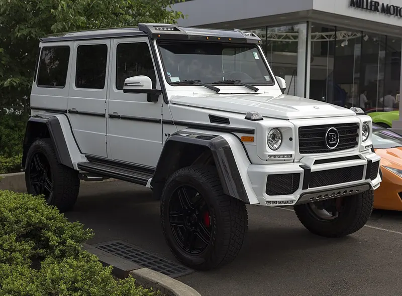 Mercedes-Benz G550