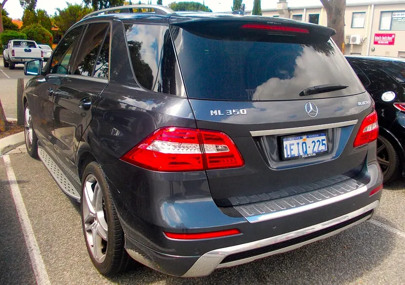 Mercedes-Benz ML350