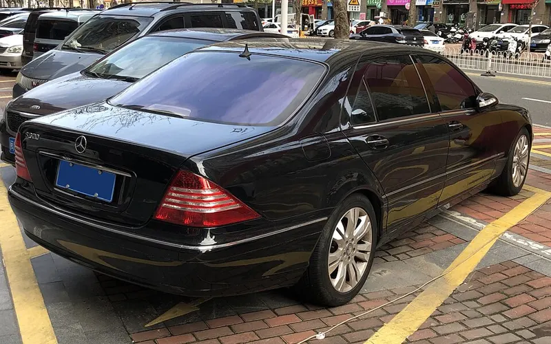 Mercedes-Benz S 580