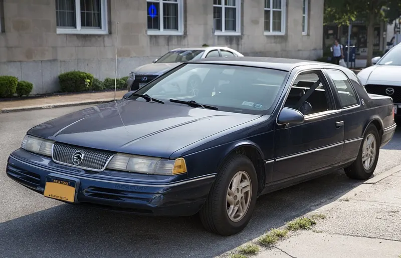 1992 Mercury Cougar