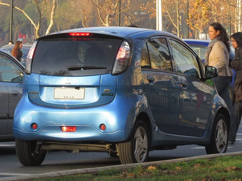 2014 Mitsubishi I-miev