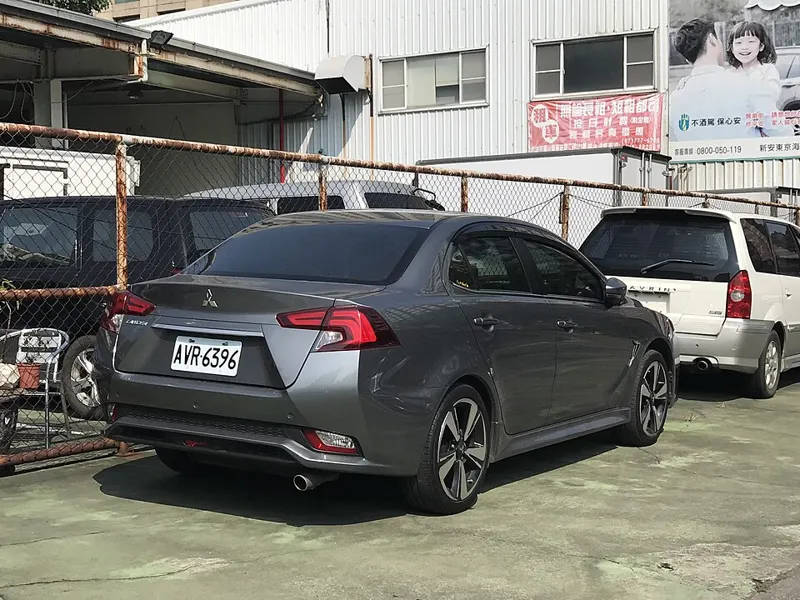 Mitsubishi Lancer