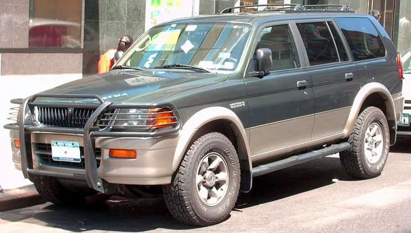 1997 Mitsubishi Montero Sport