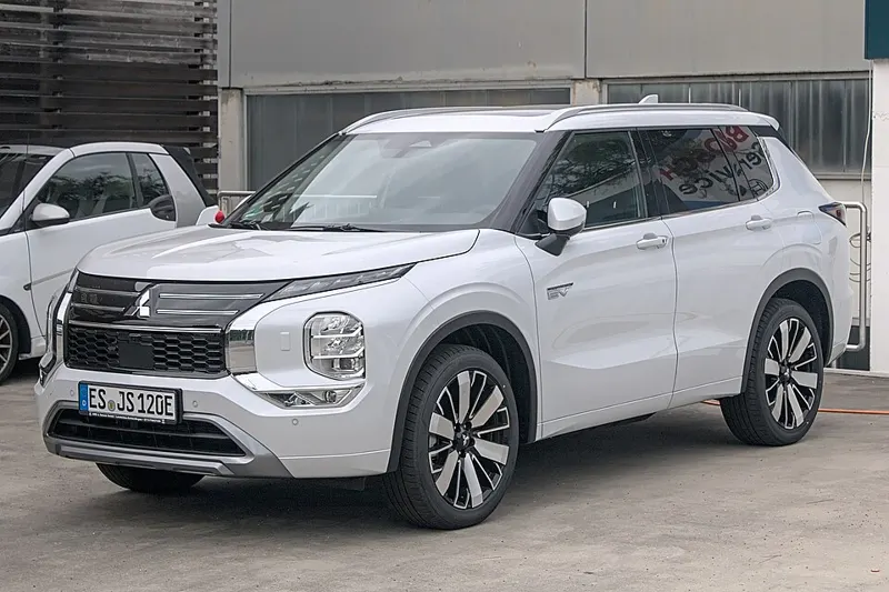 Mitsubishi Outlander Phev
