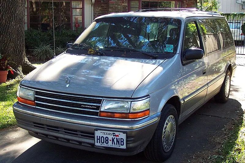 1990 Plymouth Voyager
