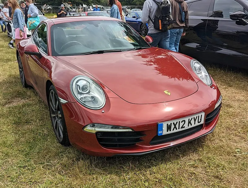 Porsche 911 Carrera 4S