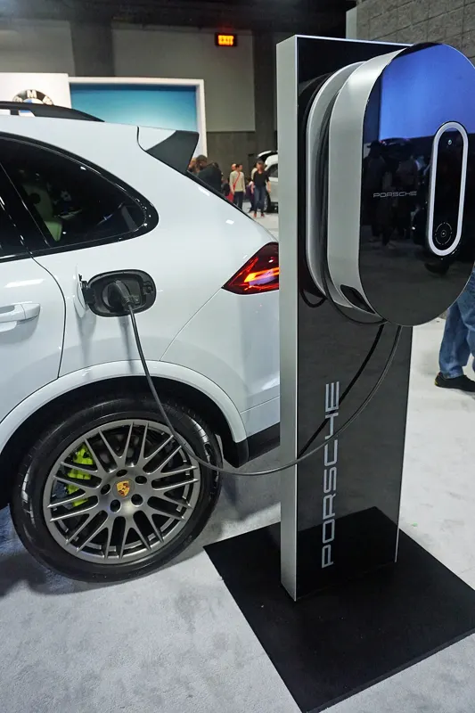 2017 Porsche Cayenne S E-hybrid