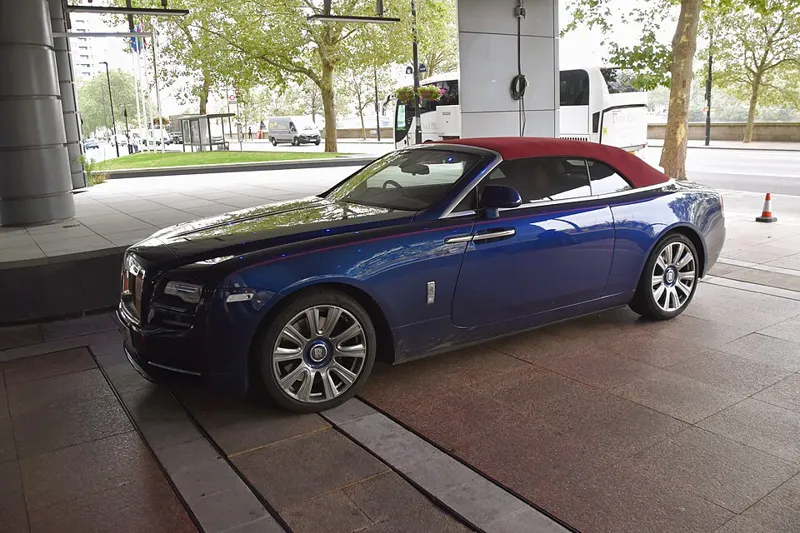 Rolls-Royce Dawn