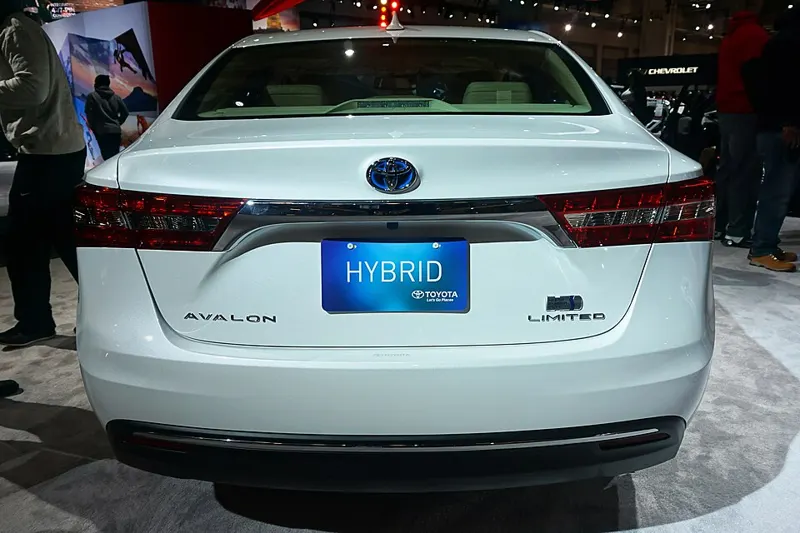 2014 Toyota Avalon Hybrid