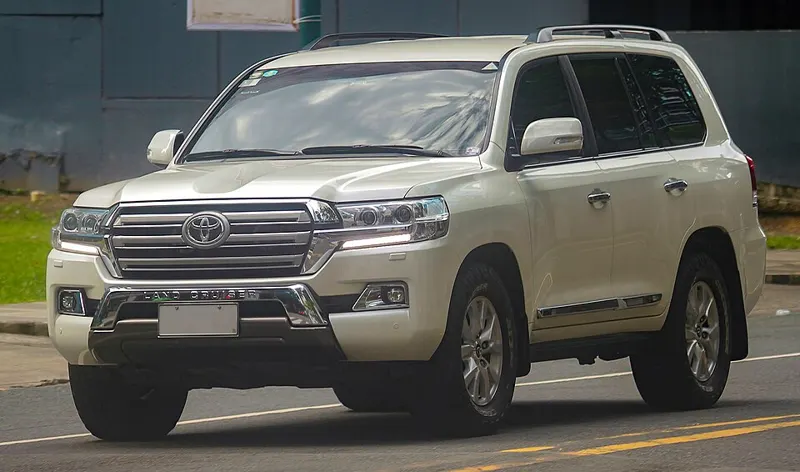 2016 Toyota Land Cruiser