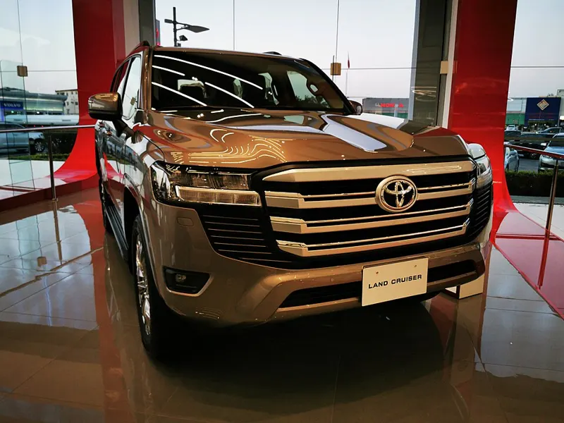 Toyota Land Cruiser