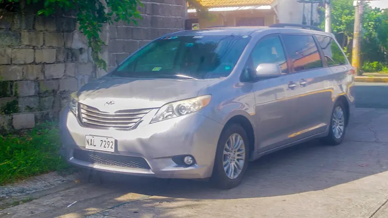2016 Toyota Sienna