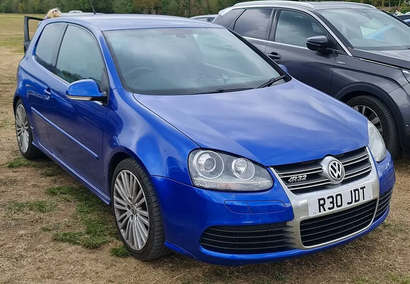 Volkswagen R32
