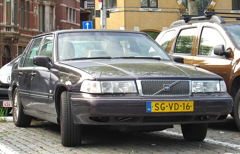 1997 Volvo S90