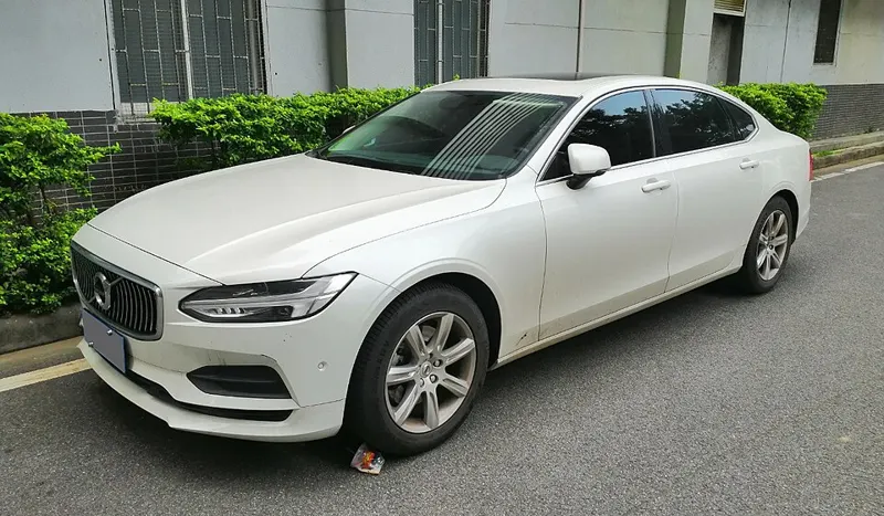 2018 Volvo S90