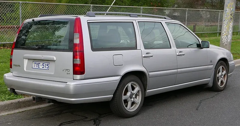 2000 Volvo V70