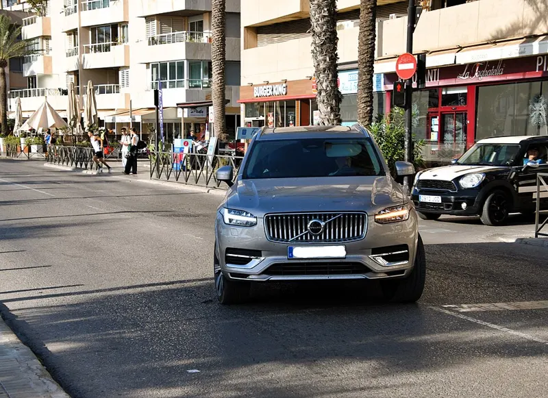Volvo XC90